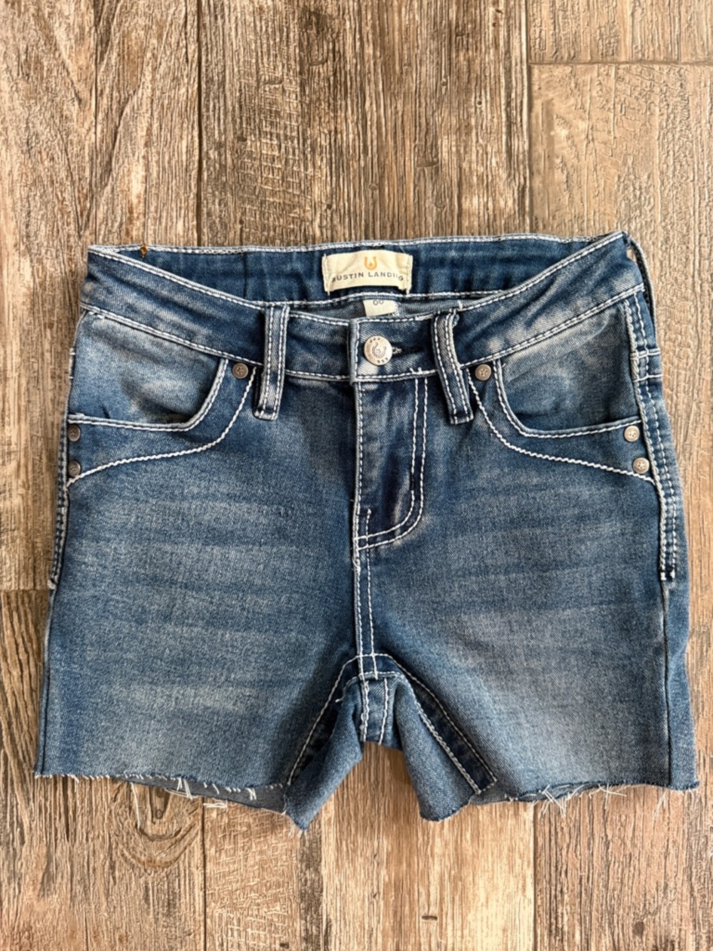 Austin Landing  Dark Wash Denim Cutoff Women Shorts, 00